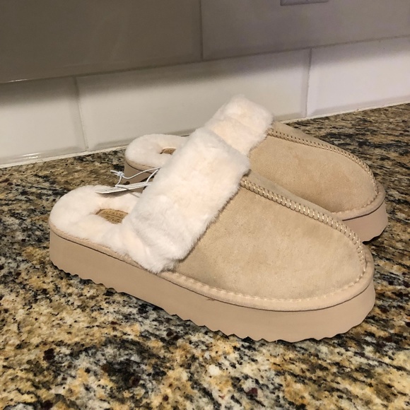 Altar'd State Shoes - Altar'd State Cozy Band Platform Slippers